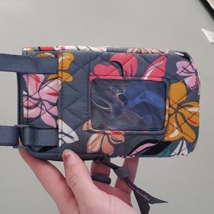 Vera Bradley Small Crossbody (great condition!)